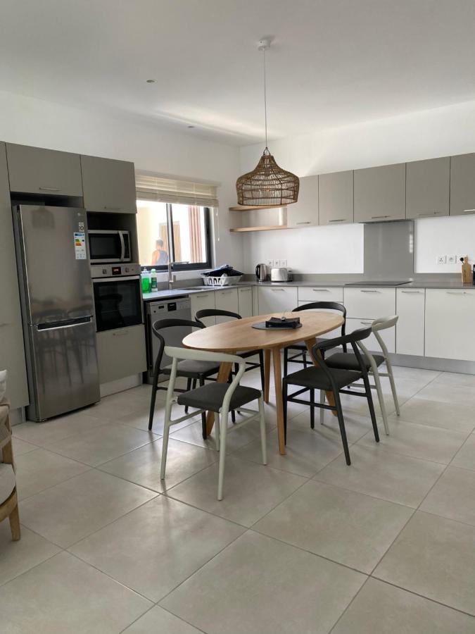 Eastern Blue Beachfront Luxury Apartment Poste Lafayette Zewnętrze zdjęcie