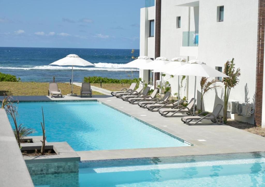 Eastern Blue Beachfront Luxury Apartment Poste Lafayette Zewnętrze zdjęcie